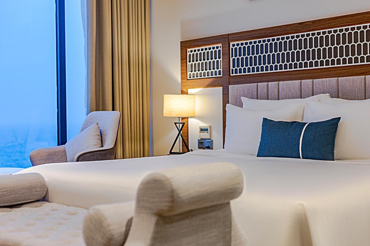 Peninsula Hotel Danang 外观 照片
