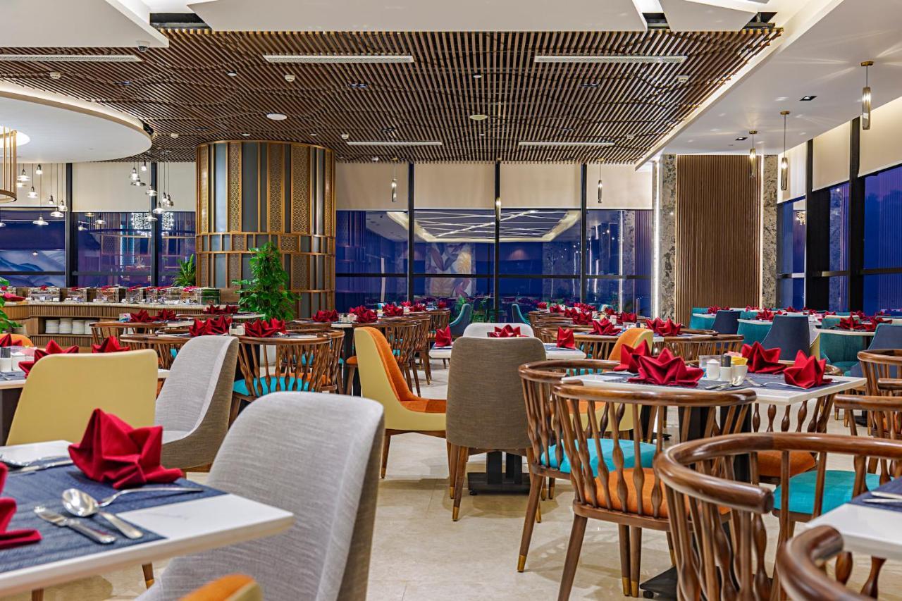 Peninsula Hotel Danang 外观 照片