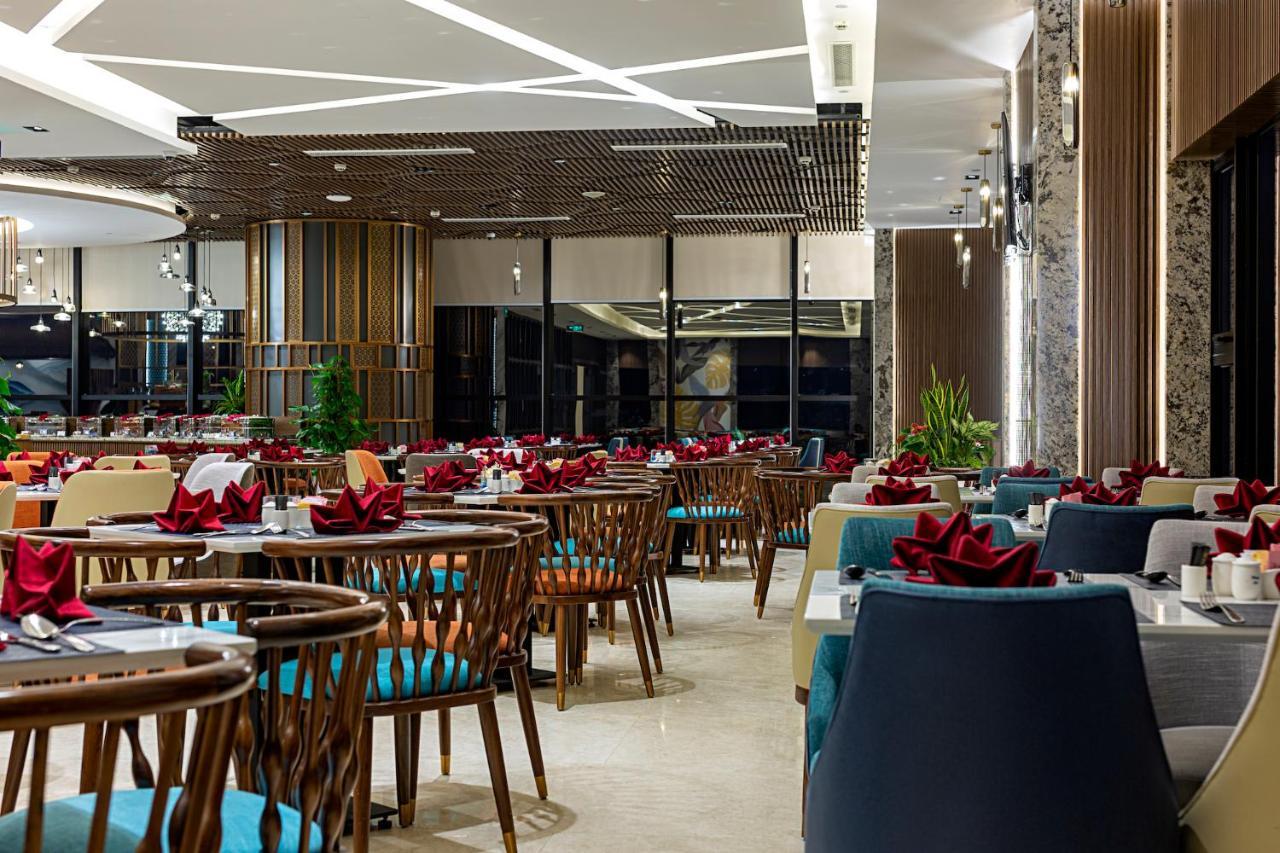 Peninsula Hotel Danang 外观 照片