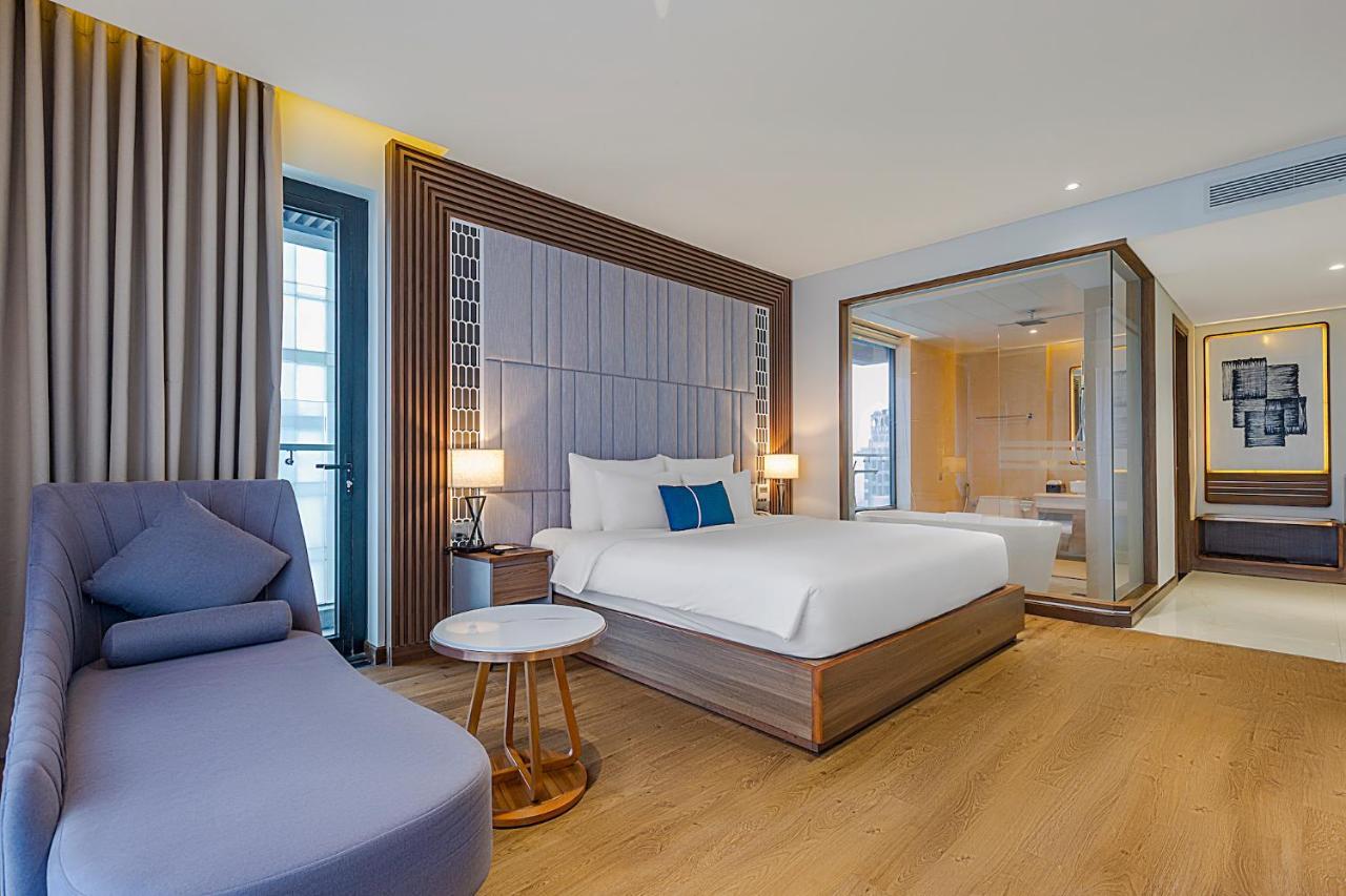 Peninsula Hotel Danang 外观 照片