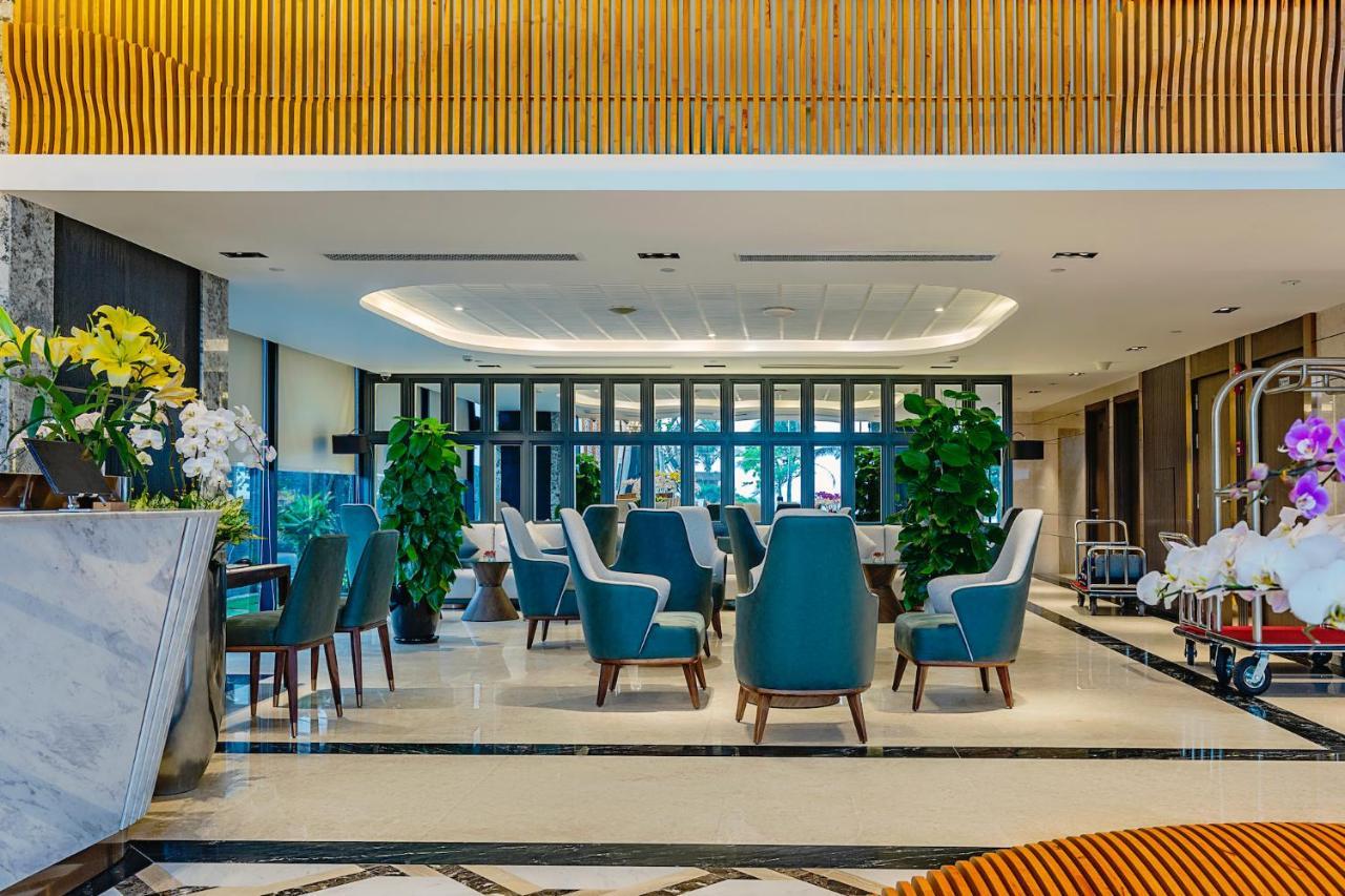 Peninsula Hotel Danang 外观 照片
