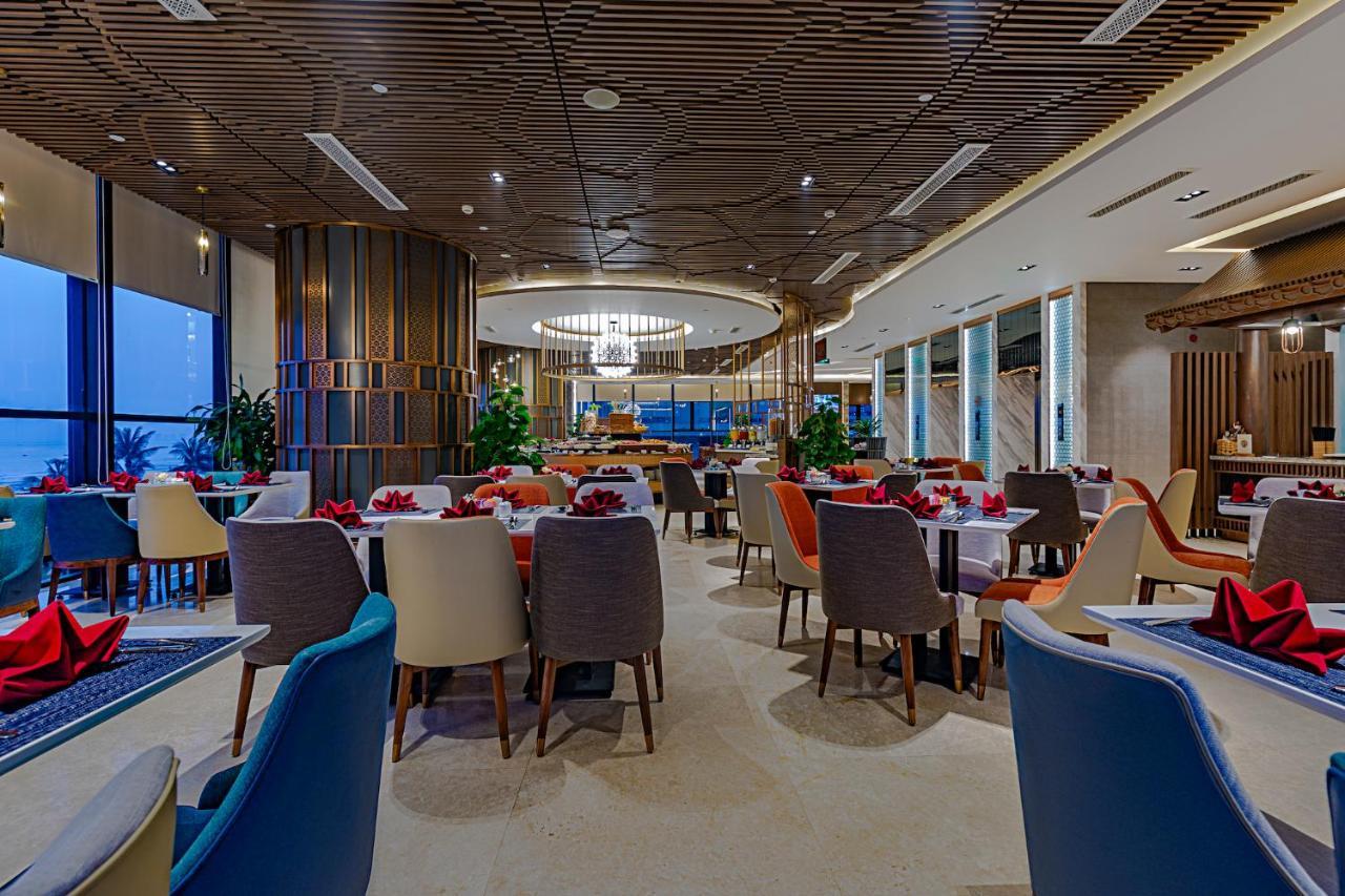 Peninsula Hotel Danang 外观 照片