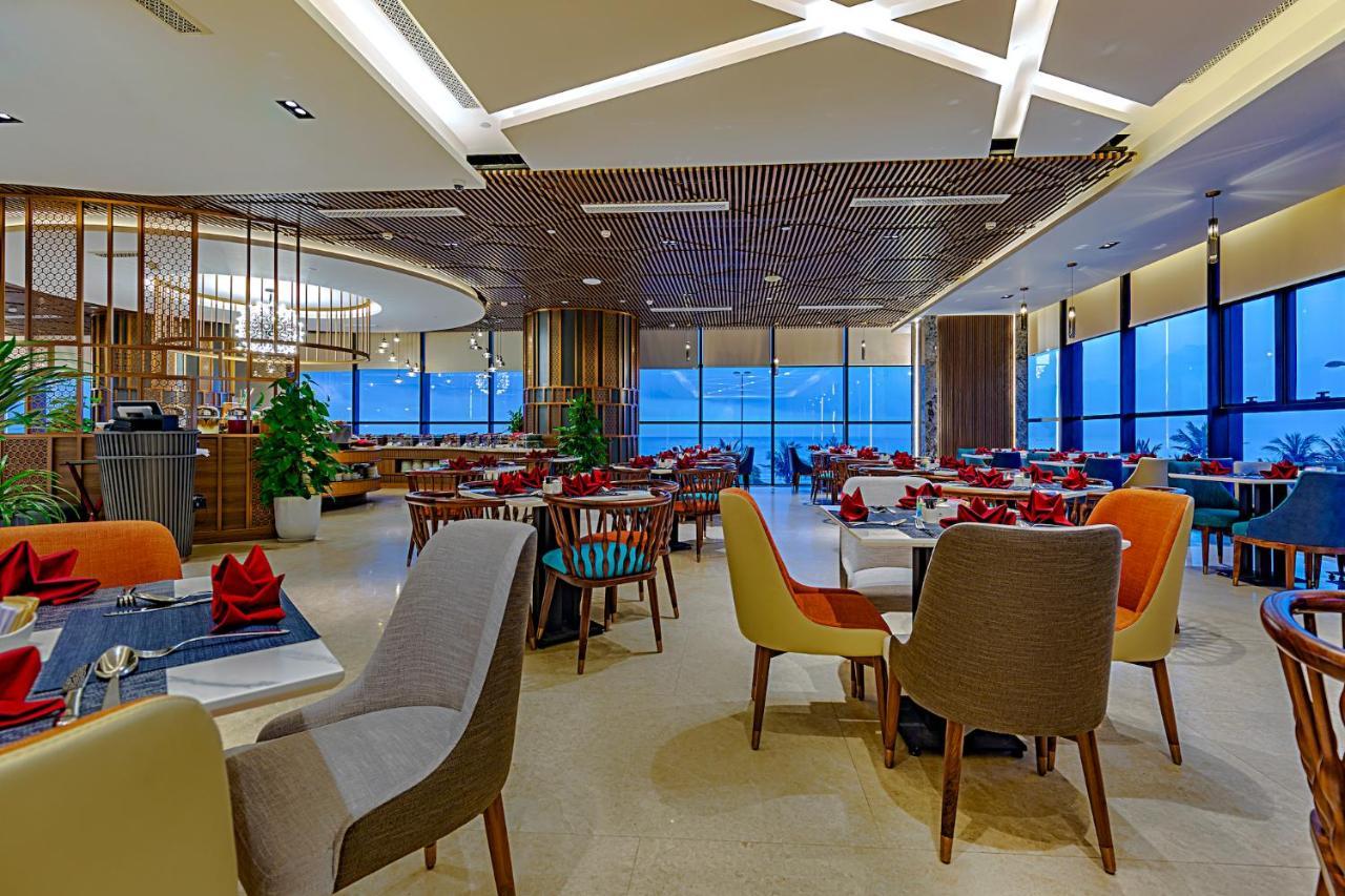 Peninsula Hotel Danang 外观 照片